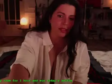 Chaturbate Sex Cam of mila_