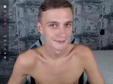 Chaturbate Live Sex Cam of oliverfresh
