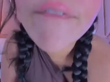 Chaturbate Free Live Porn of emilyblack_1