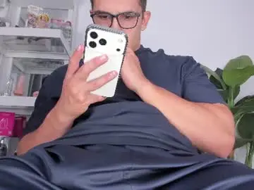 Chaturbate Live Sex Cam of jeffdaltton