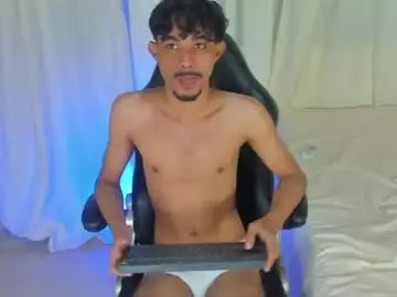Chaturbate Adult Video Chat of leandro_hills