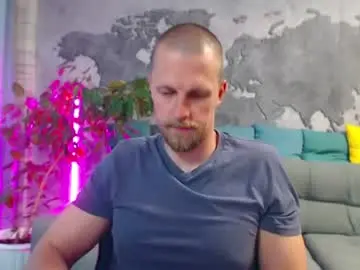 Chaturbate Watch Live Sex Cams of vikingchrisss