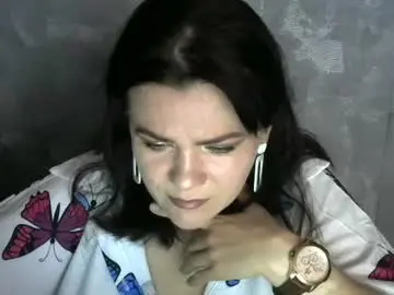 Chaturbate Live Sex Cam of white__queen_