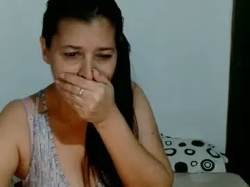 Chaturbate Live Porn of adriana_milf