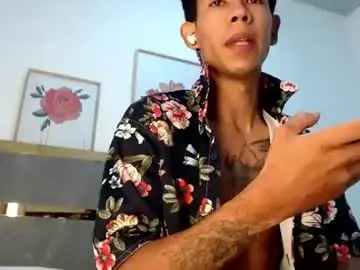 Chaturbate Free Porn Cam of andrew__hardy
