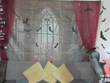 Chaturbate Live Sex of burbuja_cosmic