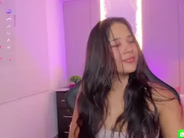 Chaturbate Live Sex Cam of isabella_florez22