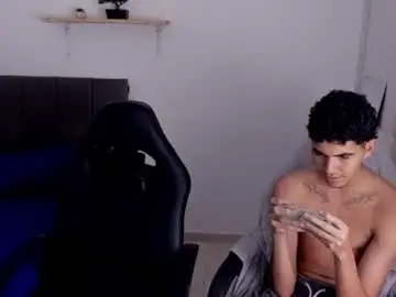 Chaturbate Free Live Porn of king_warlord