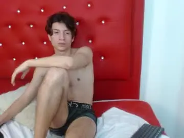 Chaturbate Watch Live Sex Cams of marcoviolet