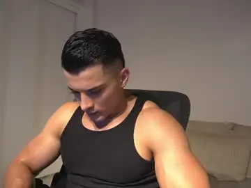 Chaturbate Sex Cam of maximohoot