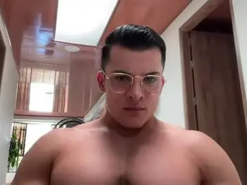 Chaturbate Adult Video Chat of maximohoot