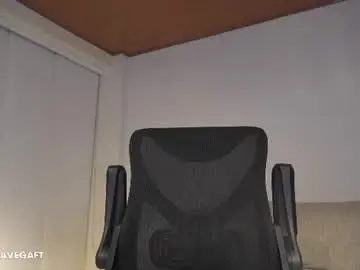 Chaturbate Free Live Porn of maximohoot