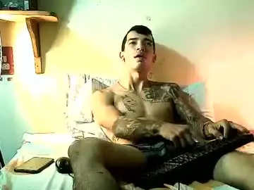 Chaturbate Watch Live Sex Cams of yeisoncastellanos1999