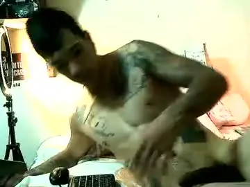 Chaturbate Live Porn of yeisoncastellanos1999