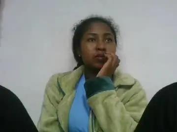 Chaturbate Live Sex Cam of chantale483461