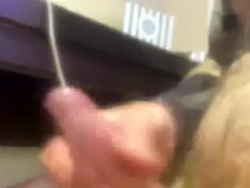 Chaturbate Adult Video Chat of fuckmerough3