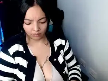 Chaturbate Watch Live Sex Cams of loren_44tits