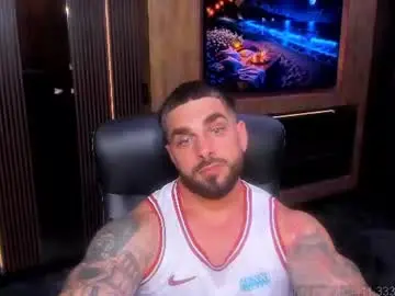Chaturbate Free Porn Cam of mrkarlhot99