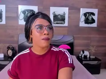 Chaturbate Watch Live Sex Cams of peachbrii