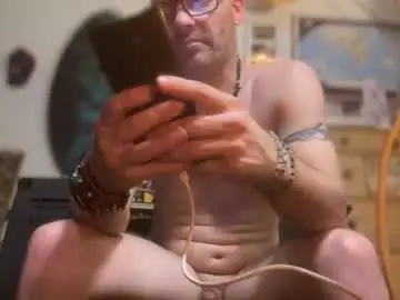 Chaturbate Free Porn Cam of str8foryouguy