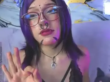 Chaturbate Live Sex Cam of dark_nina__