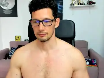 Chaturbate Live Sex Cam of brutusk1