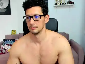 Chaturbate Best live sex cam show of brutusk1