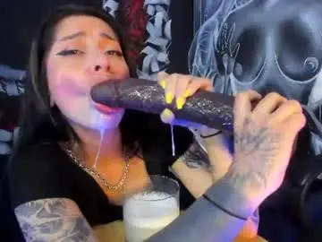 Chaturbate Watch Live Sex Cams of cherry_jenklins87