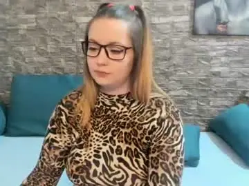 Chaturbate Live Sex Cam of kalindahot