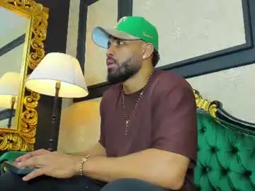 Chaturbate Best live sex cam show of logansimmons