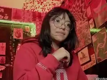 Chaturbate Live Sex of victoriia_thompson