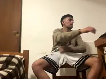 Chaturbate Nude Webcam of y0ungwithbrowndick