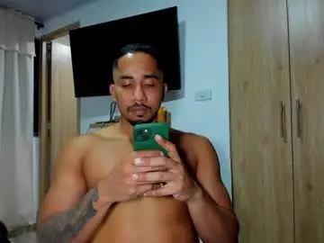 Chaturbate Free Porn Cam of cristobal12cock