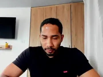 Chaturbate Adult Webcam of cristobal12cock