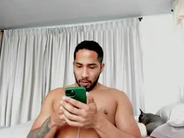 Chaturbate Free Live Porn of cristobal12cock