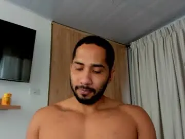 Chaturbate Live Sex Cam of cristobal12cock