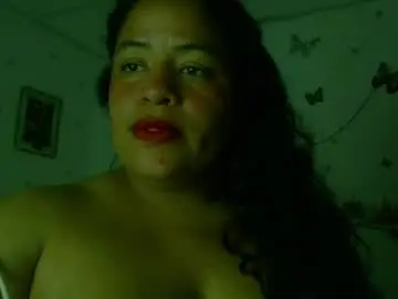 Chaturbate Live Sex Cam of ivydesouzaa