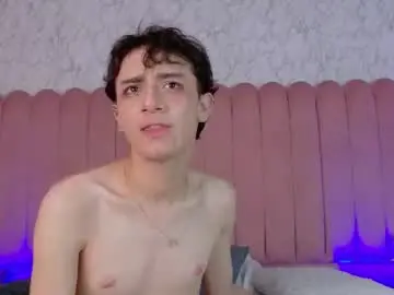 Chaturbate Free Porn Cam of leo_williams_