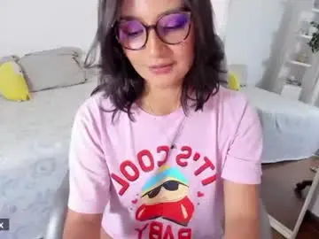 Chaturbate Best live sex cam show of martiiinaa_