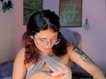 Chaturbate Adult Webcams of maddy_jhonsson