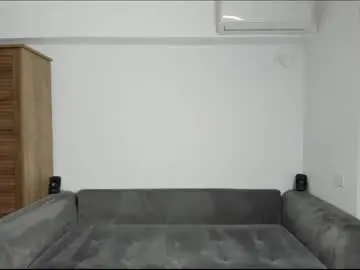 Chaturbate Live Sex Cam of zkk123
