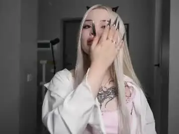 Chaturbate Live Porn of blondie_ink