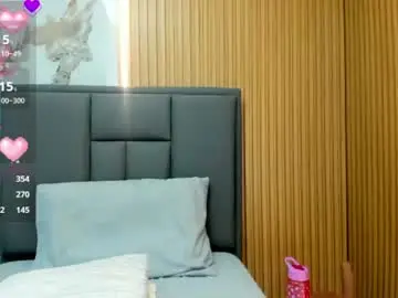 Chaturbate Live Sex Cam of kelsseyanders