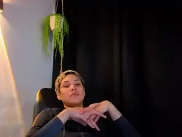 Chaturbate Adult Webcam of laura_r23