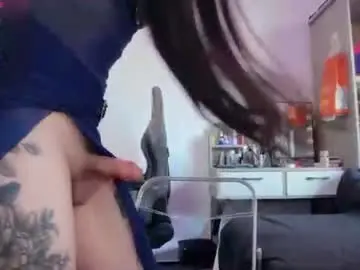 Chaturbate Live Sex Cam of linbaibai