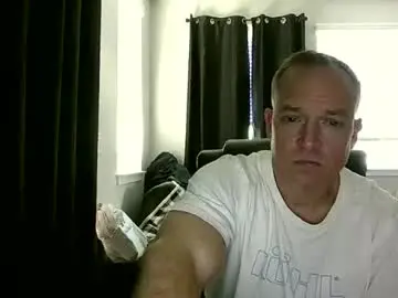 Chaturbate Watch Live Sex Cams of caligrown1154