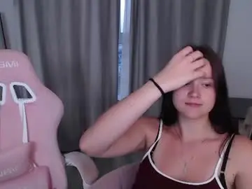 Chaturbate Live Sex Cam of julie_meow246
