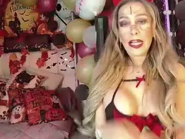 Chaturbate Nude Webcam of evelinagrey