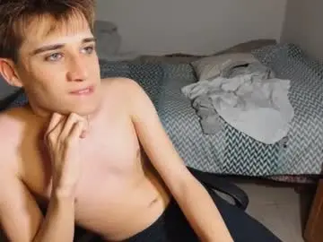 Chaturbate Sex Cam of kevinonly43