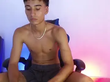 Chaturbate Free Porn Cam of natias_dirtyboy_